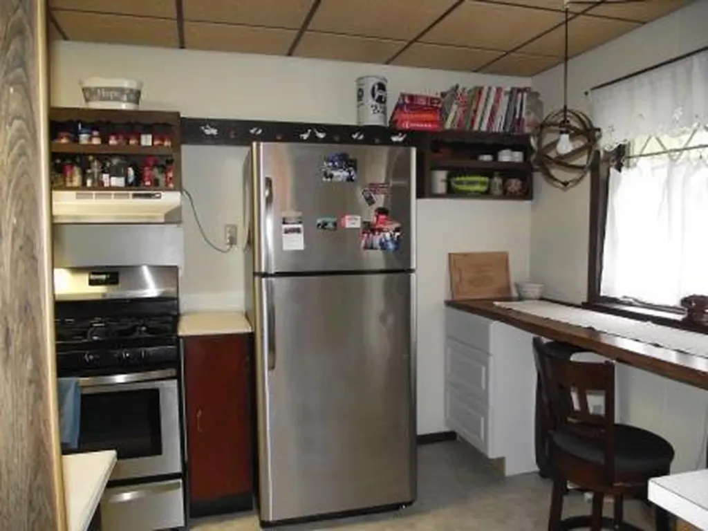 365 7th Street Manistee Township MI 49660