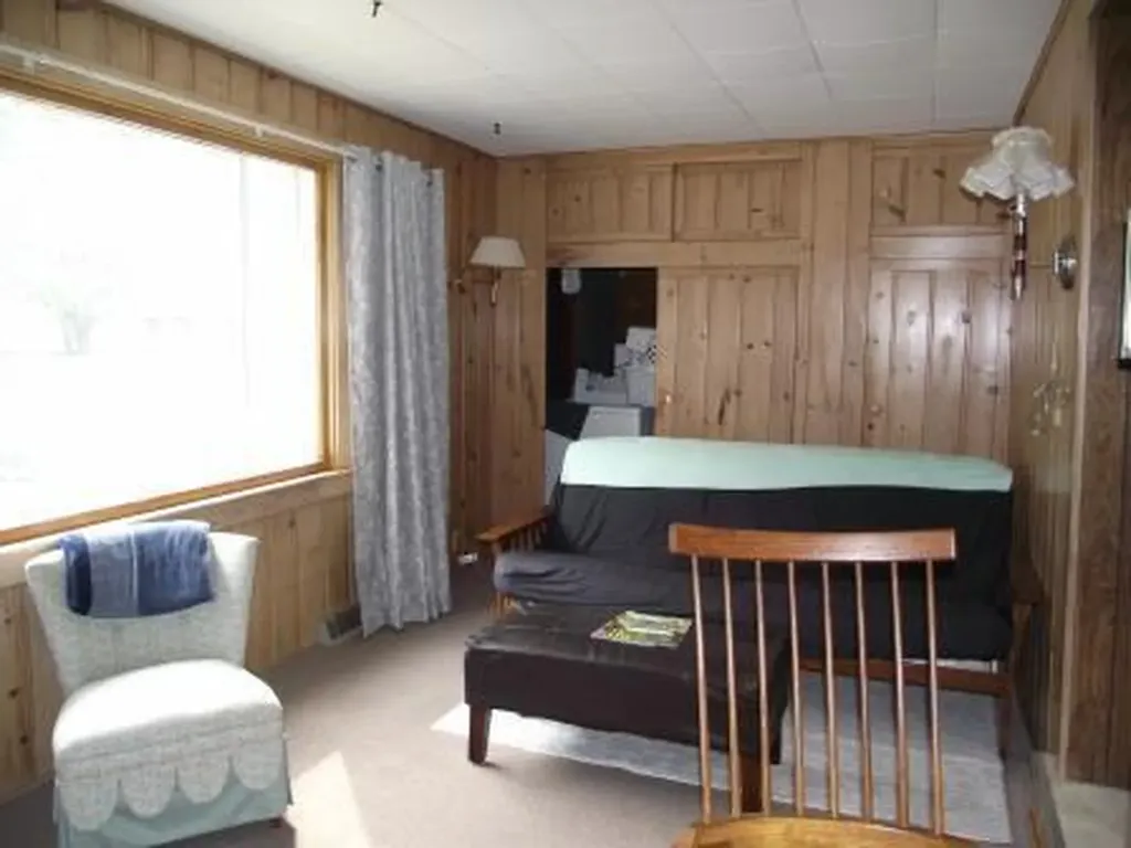 365 7th Street Manistee Township MI 49660