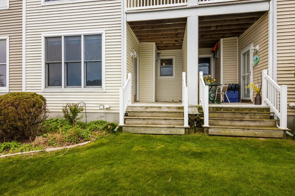 86 Spinnaker Drive Manistee City MI 49660