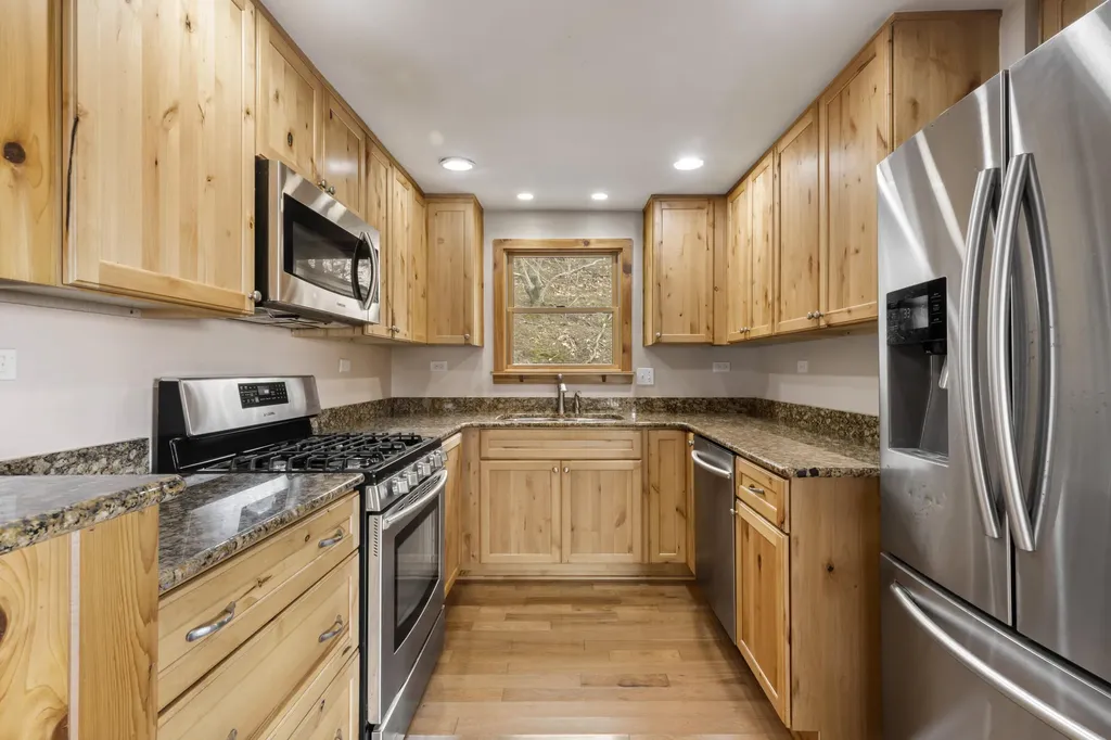 8368 Portage Point Drive Onekama Township MI 49675