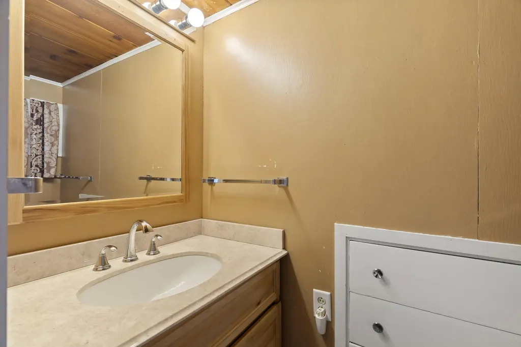 8368 Portage Point Drive Onekama Township MI 49675
