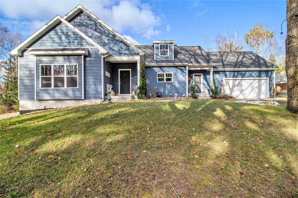6774 Mears Road Hamlin Township MI 49431