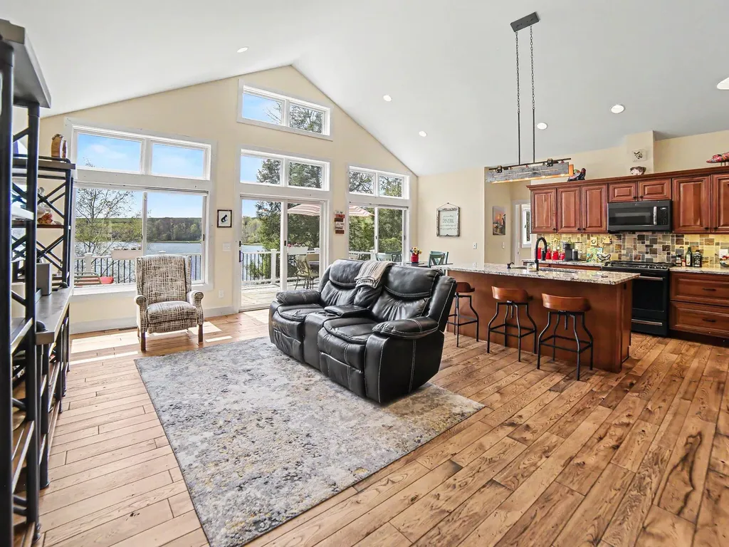 5203 W Bald Eagle Drive Pere Marquette Charter Township MI 49431