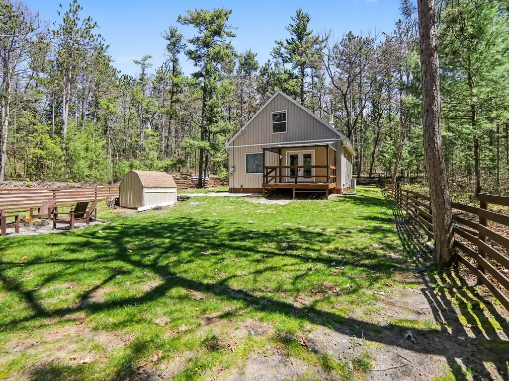 5957 W Ede Street Pentwater Township MI 49449