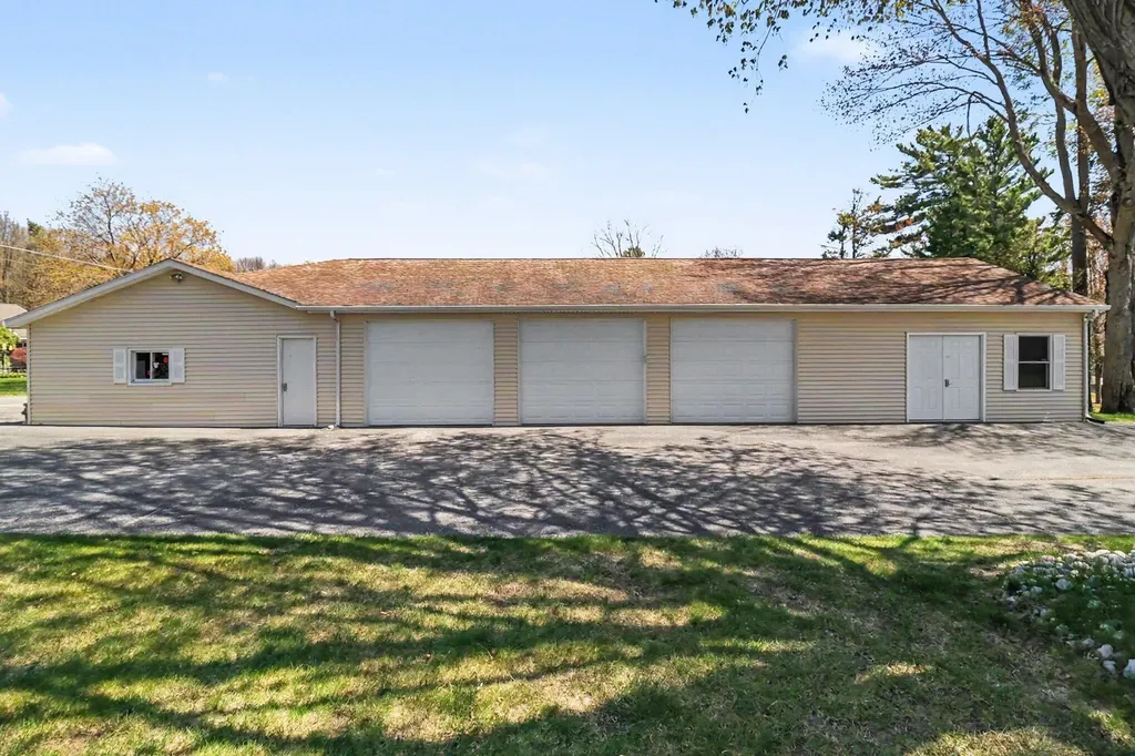 6875 W Illinois Street Hamlin Township MI 49431