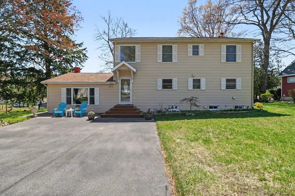 6875 W Illinois Street Hamlin Township MI 49431