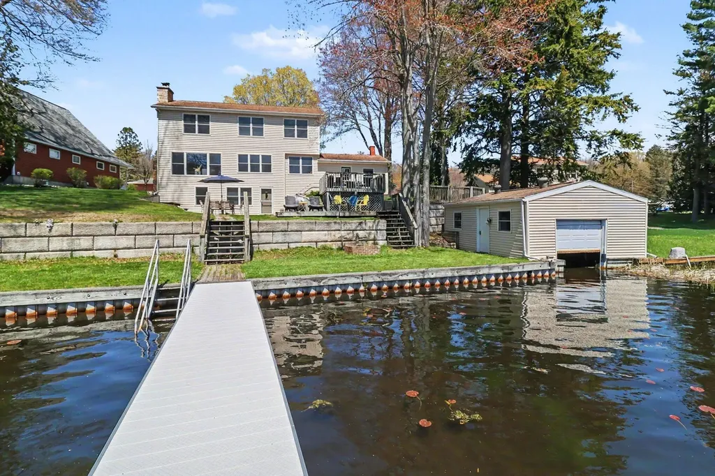 6875 W Illinois Street Hamlin Township MI 49431
