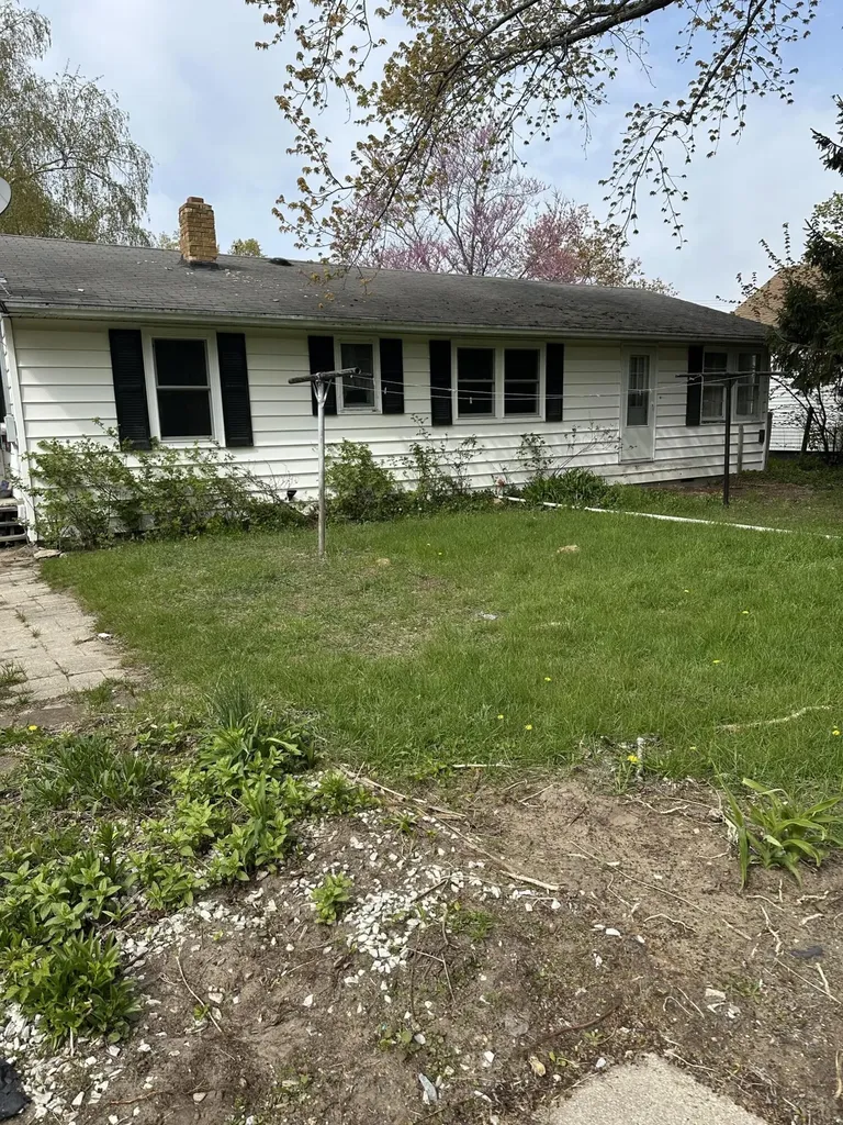 3611 W Polk Road Hart City MI 49420