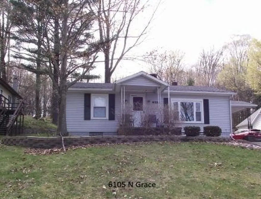 6105 N Grace Avenue Hamlin Township MI 49431