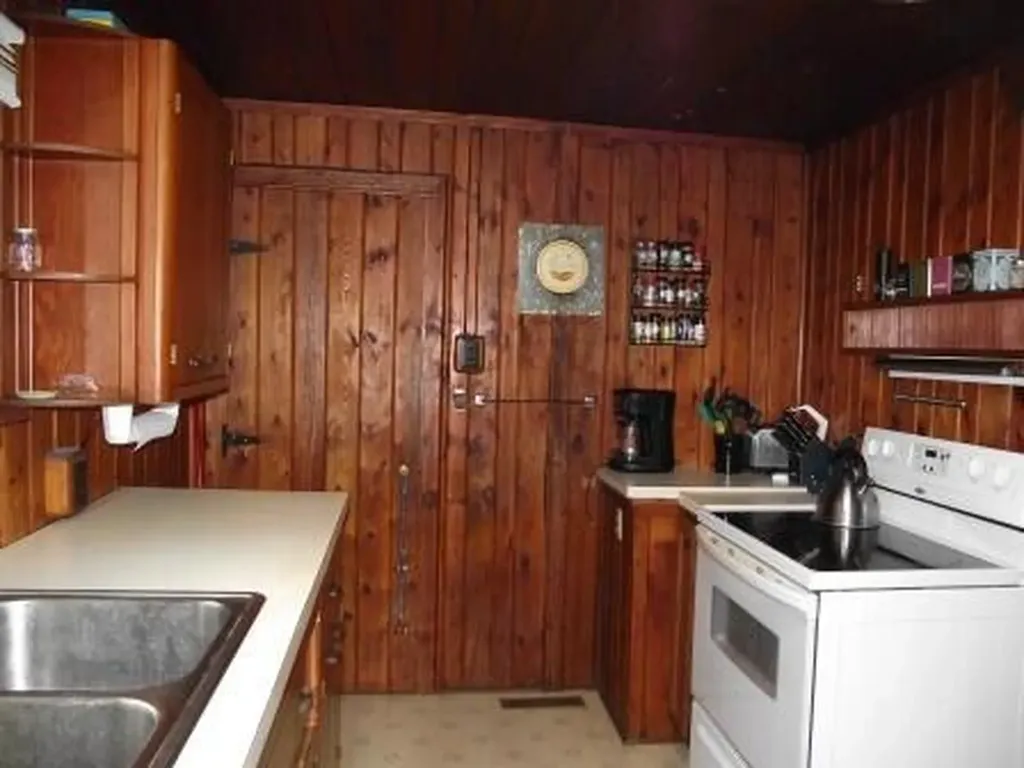 6105 N Grace Avenue Hamlin Township MI 49431