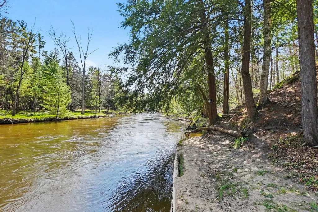 7235 E Ridge Road Branch Township MI 49402