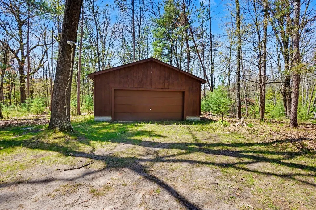 7235 E Ridge Road Branch Township MI 49402