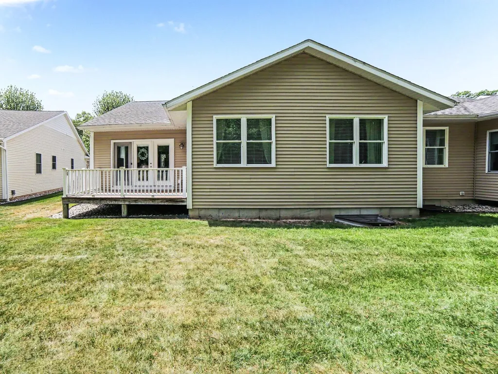 1276 Blue Heron Drive Ludington City MI 49431