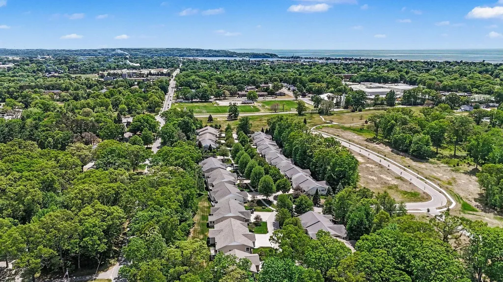 1276 Blue Heron Drive Ludington City MI 49431