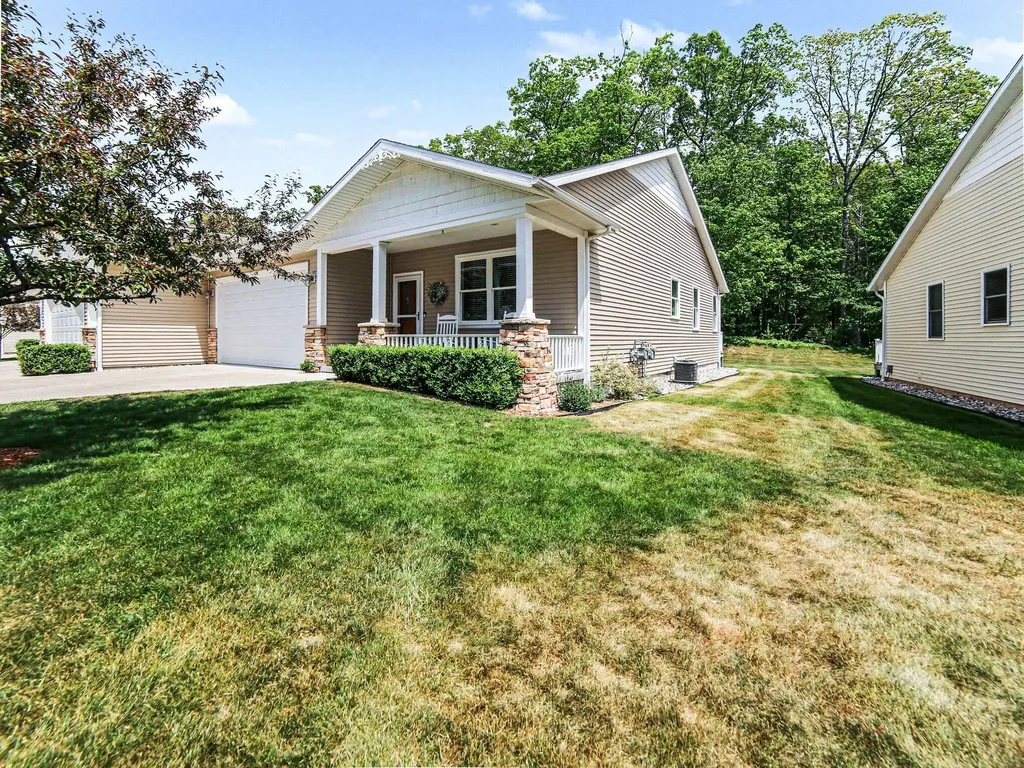 1276 Blue Heron Drive Ludington City MI 49431