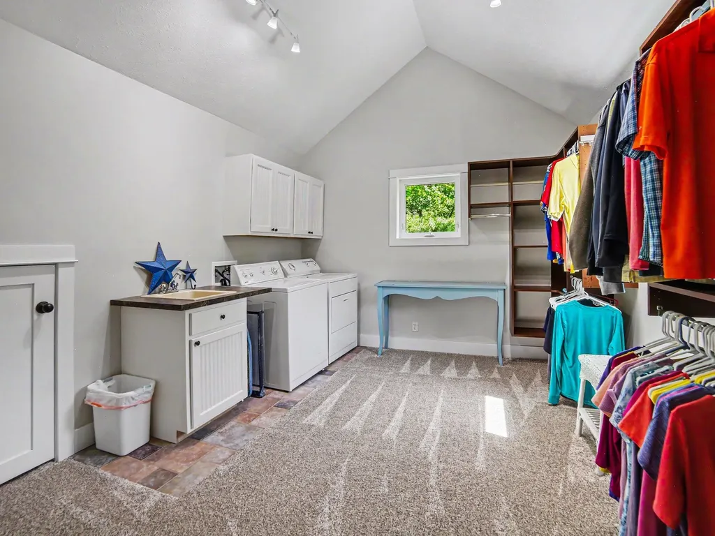 5628 W Longbridge Road Pentwater Township MI 49449