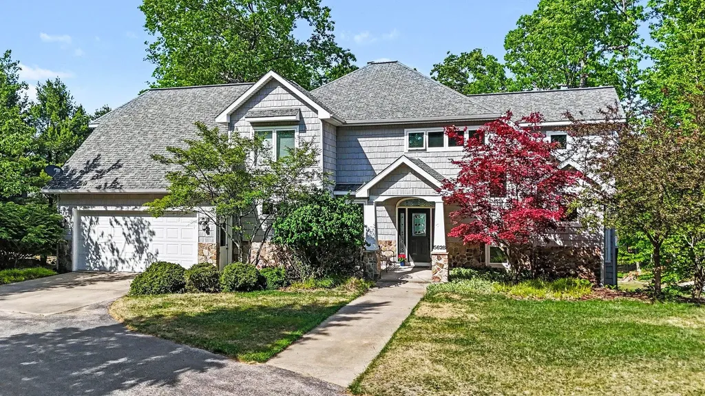 5628 W Longbridge Road Pentwater Township MI 49449