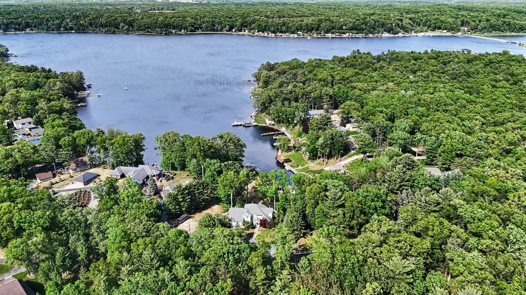 5628 W Longbridge Road Pentwater Township MI 49449