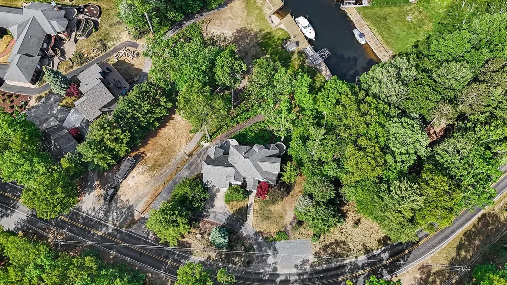 5628 W Longbridge Road Pentwater Township MI 49449