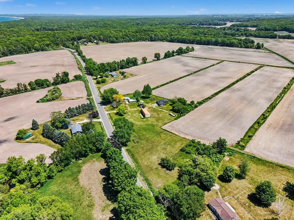 3516 N Ridge Road Golden Township MI 49436