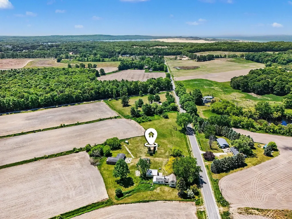 3516 N Ridge Road Golden Township MI 49436