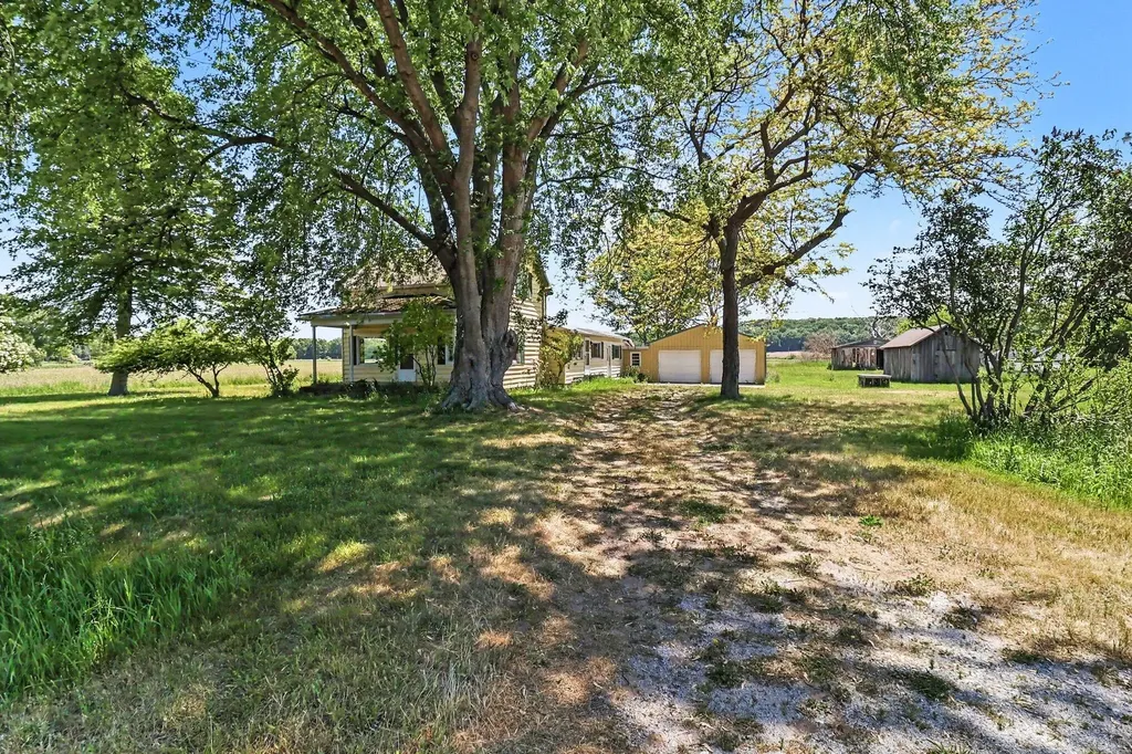 3516 N Ridge Road Golden Township MI 49436