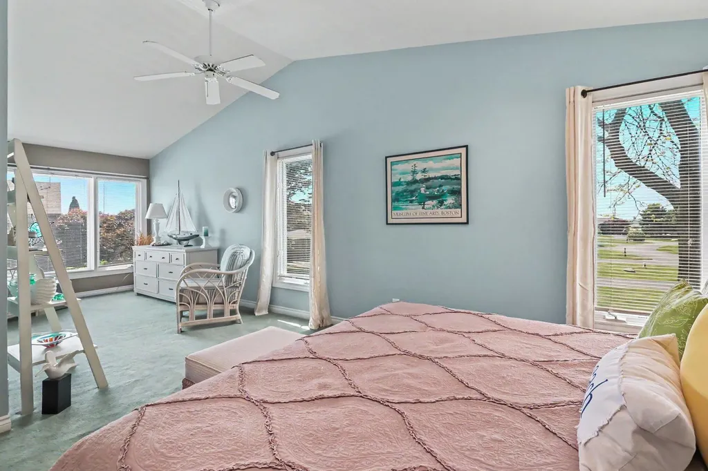 212 Harbor Drive Ludington City MI 49431
