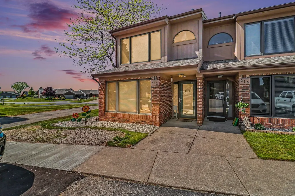 212 Harbor Drive Ludington City MI 49431