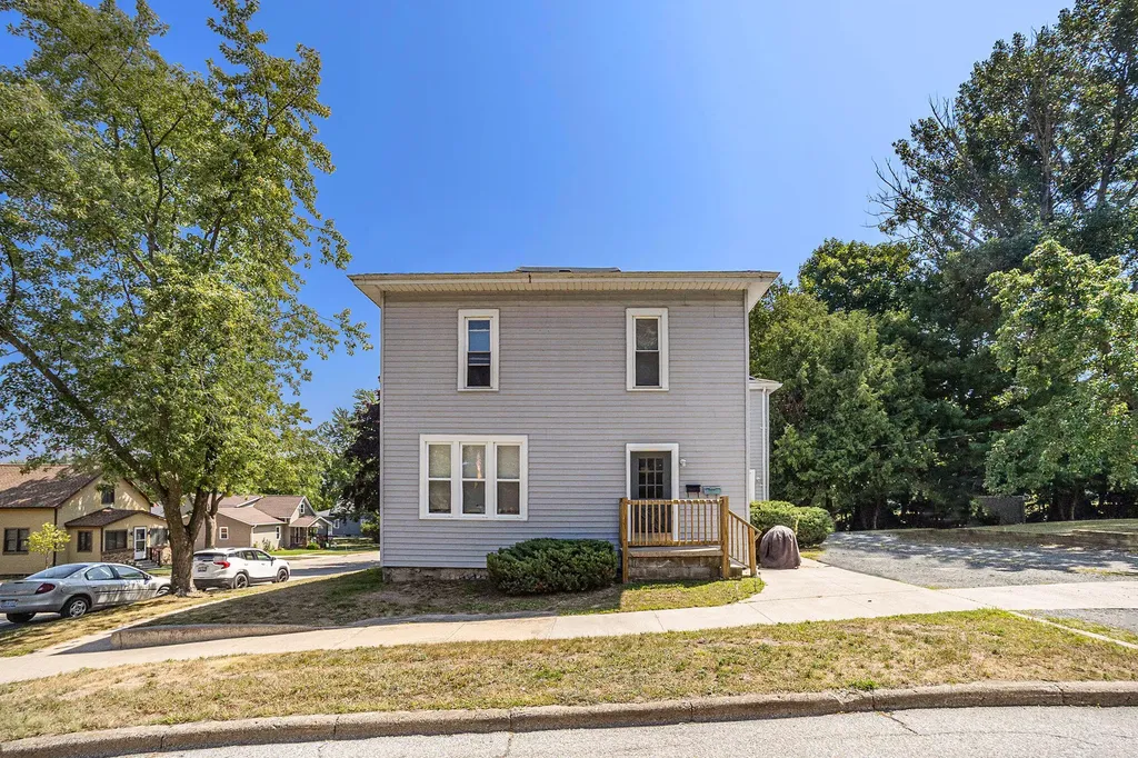 602 Fifth Street Ludington City MI 49431