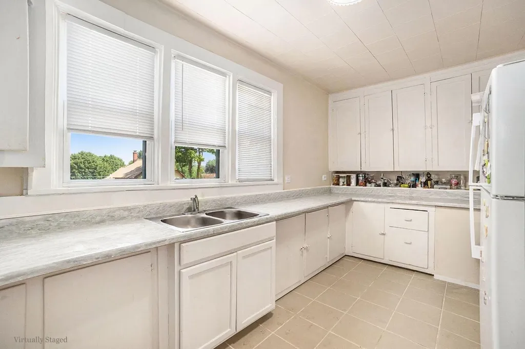 602 Fifth Street Ludington City MI 49431