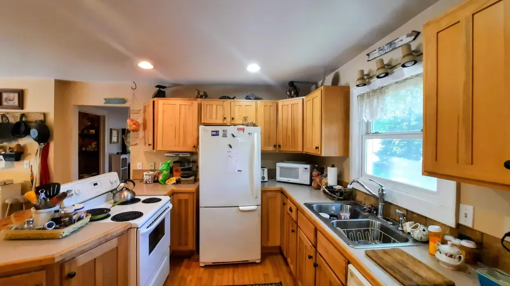 8052 Schroeder Street Onekama Village MI 49675