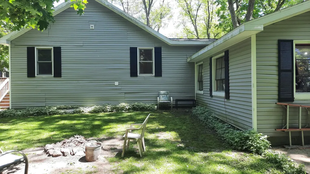 8052 Schroeder Street Onekama Village MI 49675