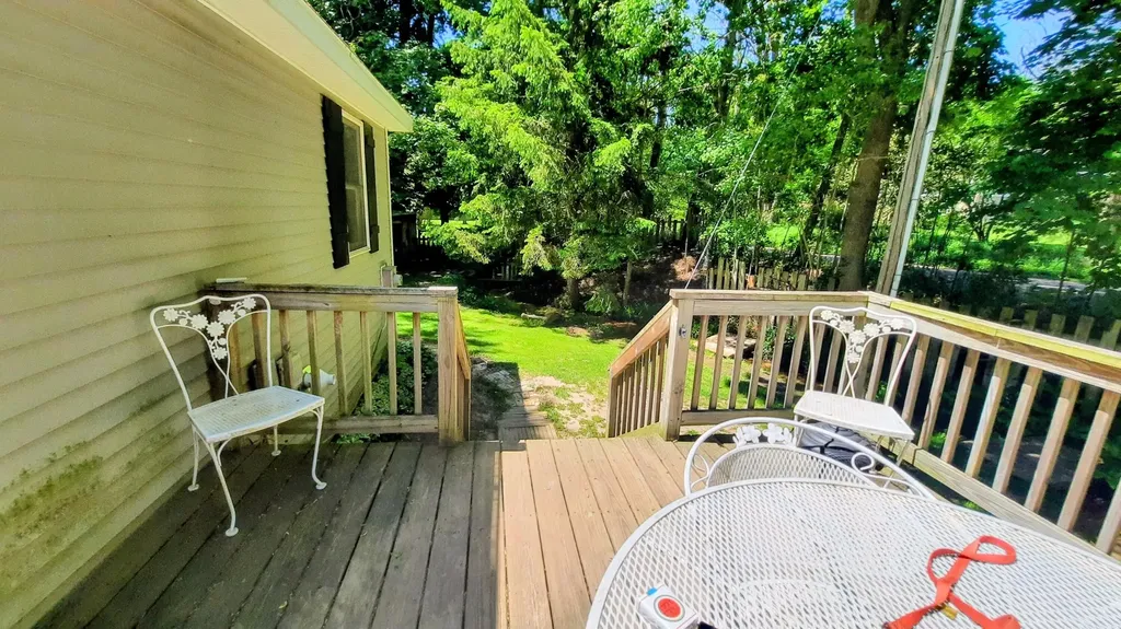 8052 Schroeder Street Onekama Village MI 49675
