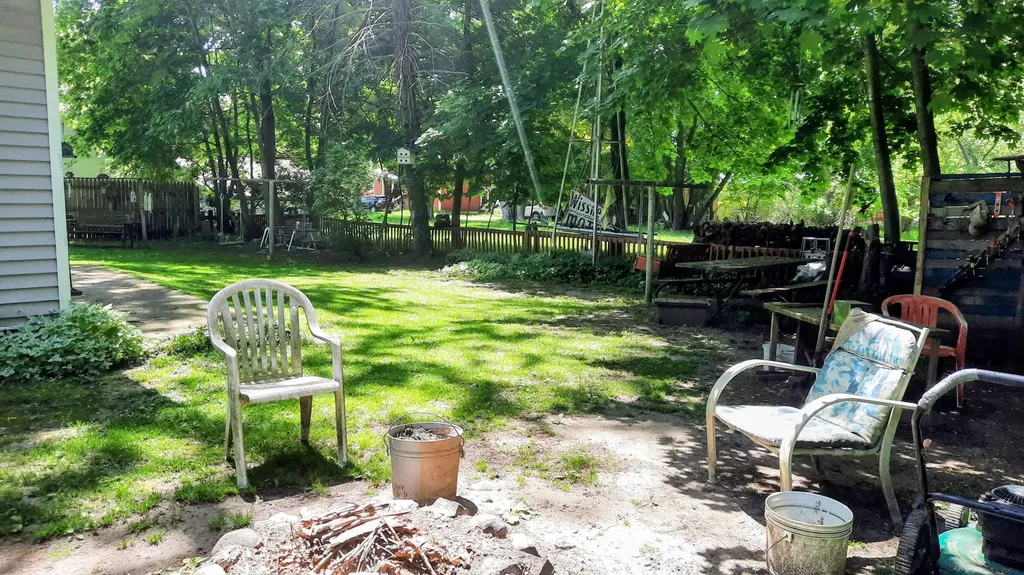 8052 Schroeder Street Onekama Village MI 49675