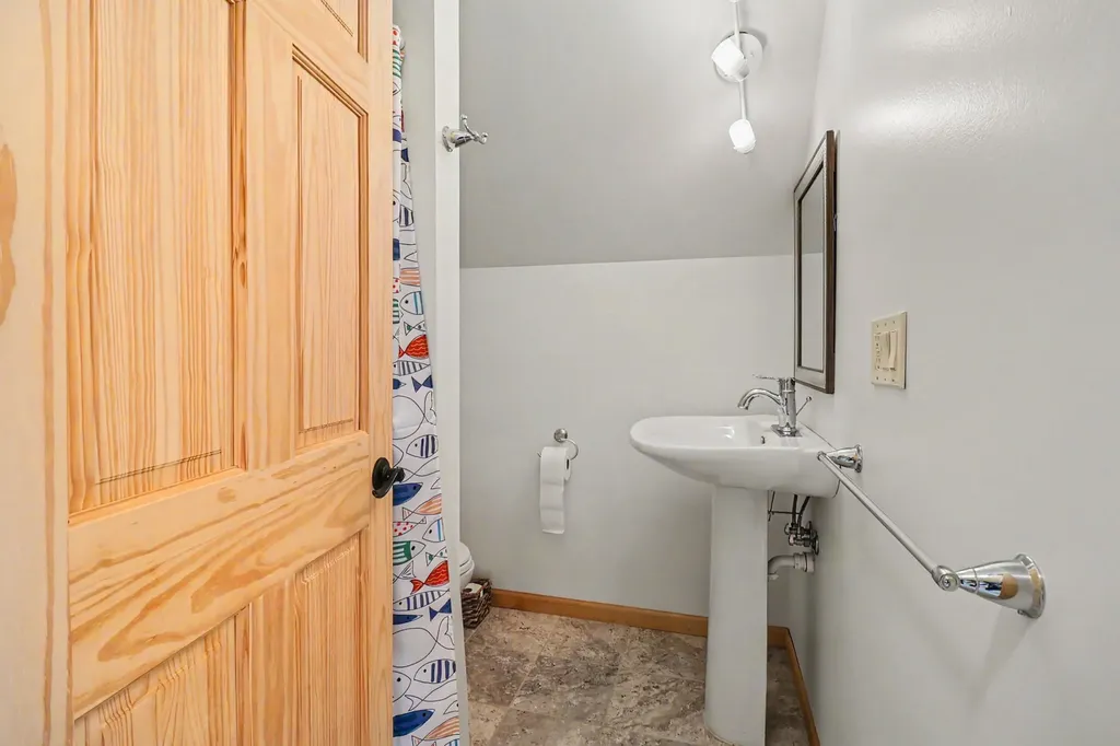 7469 W Tolliver Road Golden Township MI 49436