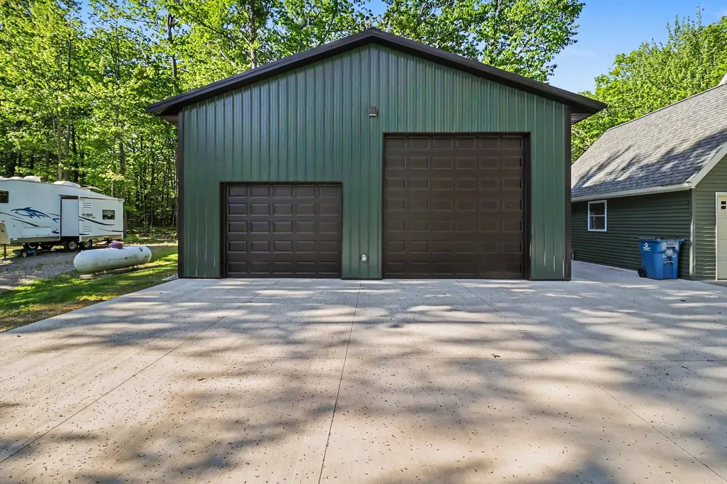 7469 W Tolliver Road Golden Township MI 49436