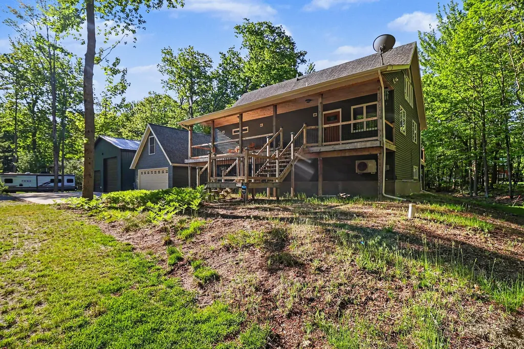 7469 W Tolliver Road Golden Township MI 49436
