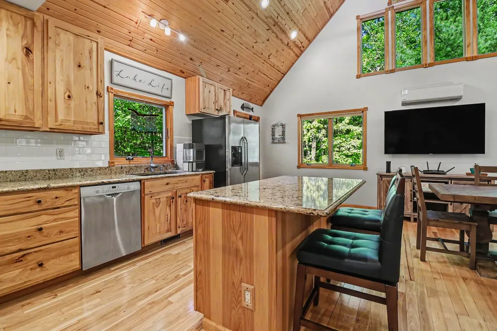 7469 W Tolliver Road Golden Township MI 49436