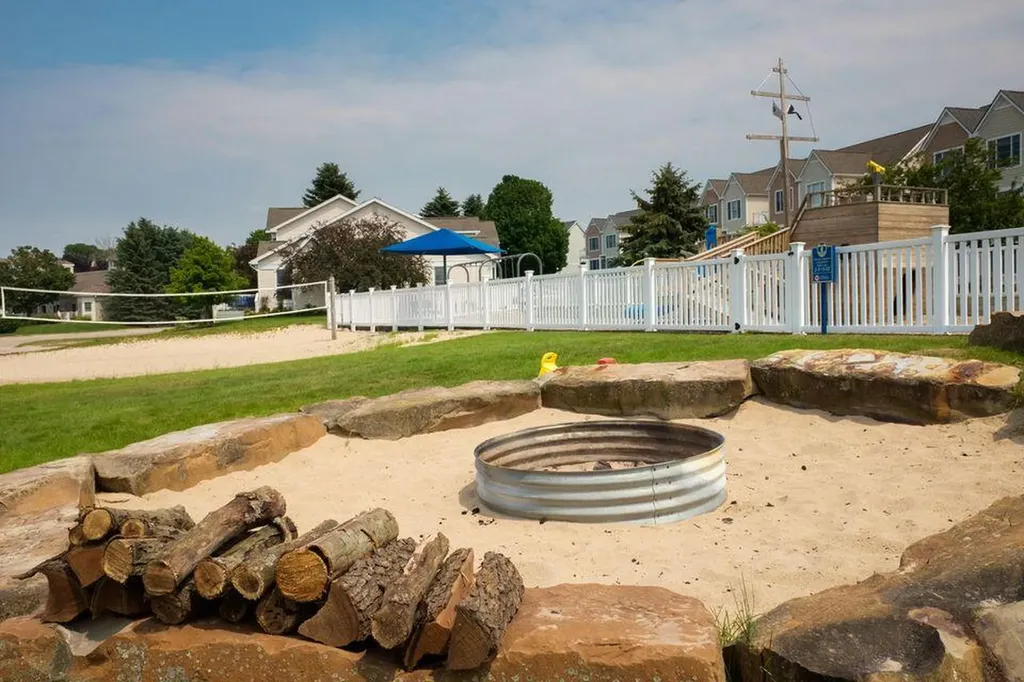 3 Brookharbor N Manistee City MI 49660