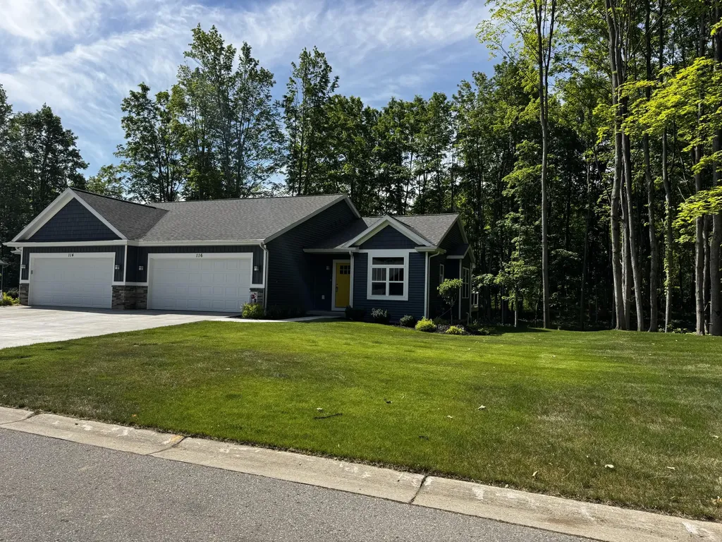 116 Creek Drive Hart City MI 49420