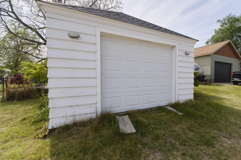 504 N Lewis Street Ludington City MI 49431