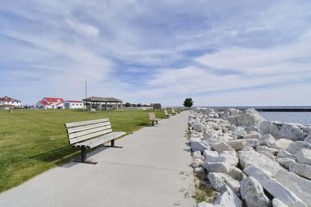 504 N Lewis Street Ludington City MI 49431