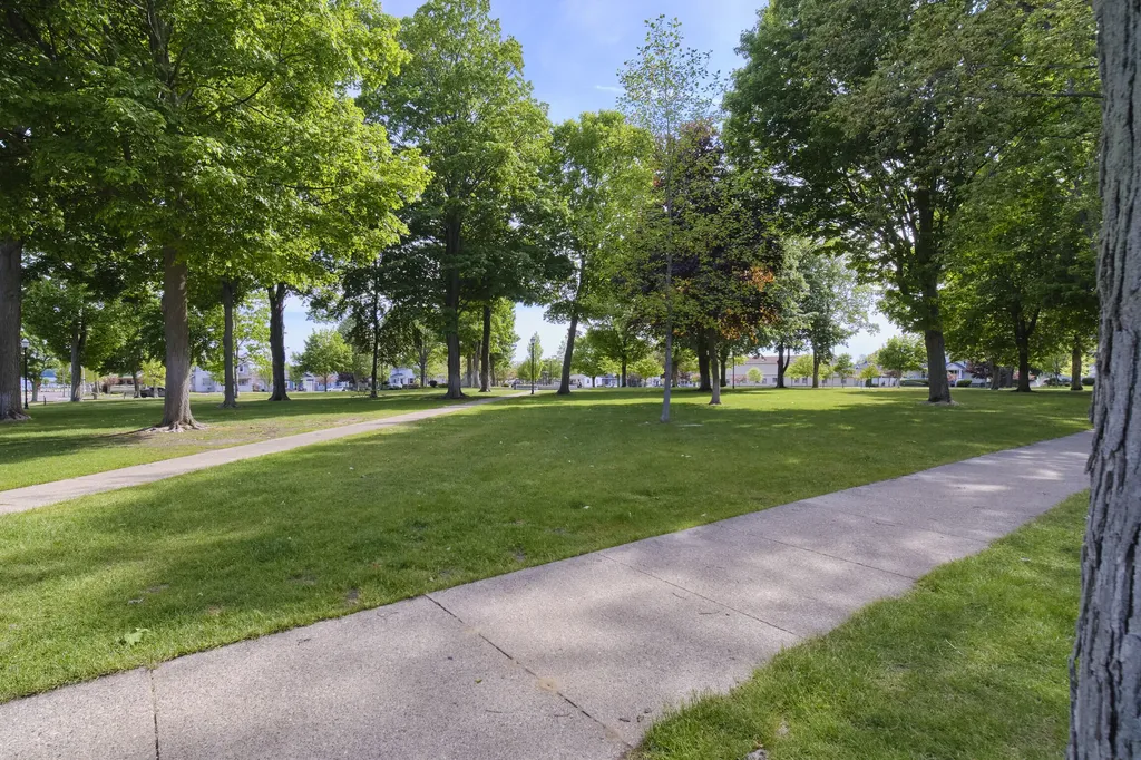 504 N Lewis Street Ludington City MI 49431