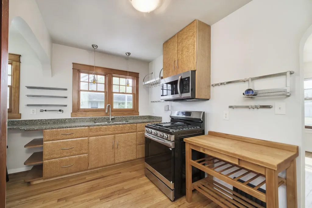 504 N Lewis Street Ludington City MI 49431