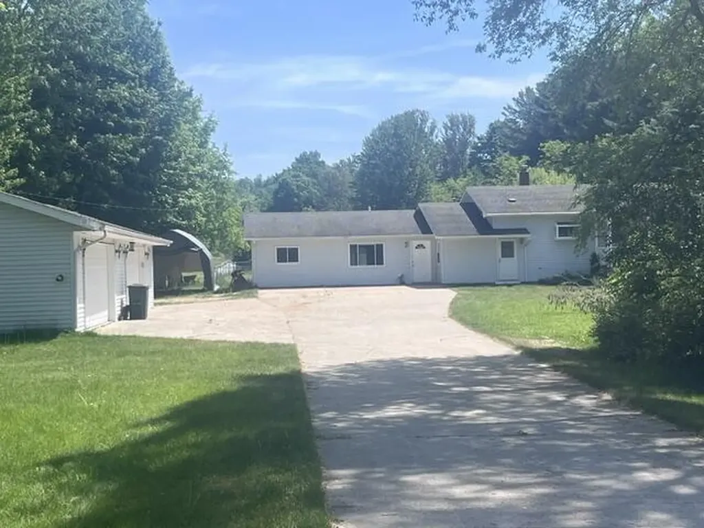 8671 13 Mile Road Bear Lake Township MI 49614
