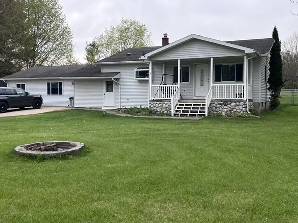 8671 13 Mile Road Bear Lake Township MI 49614