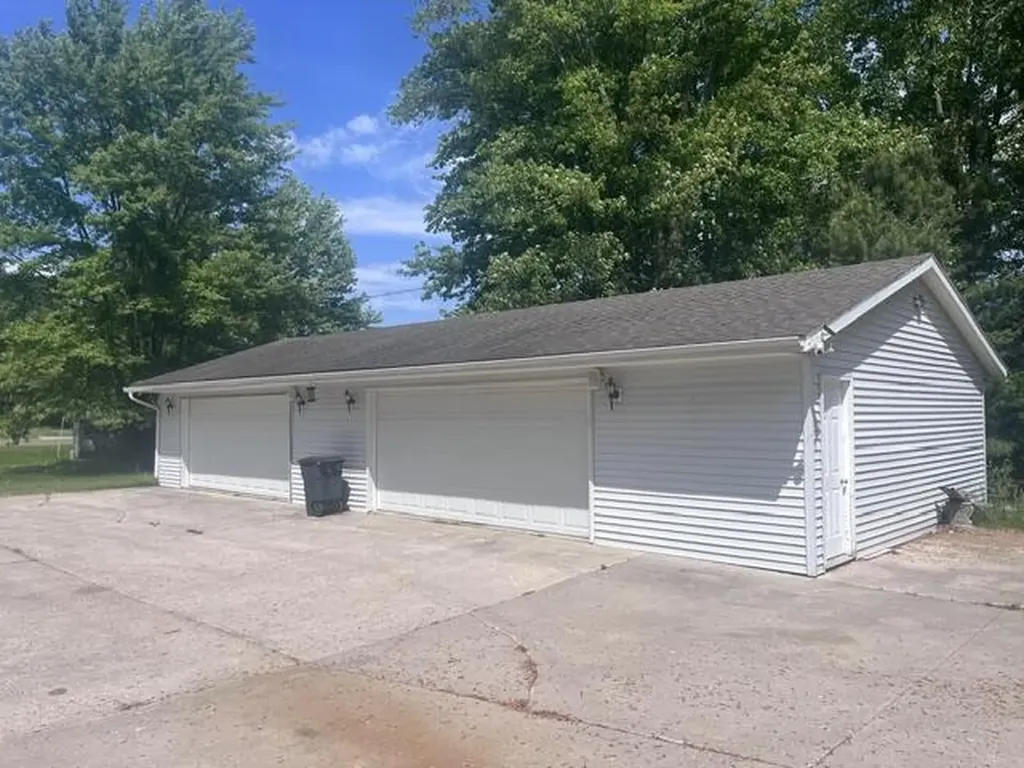 8671 13 Mile Road Bear Lake Township MI 49614