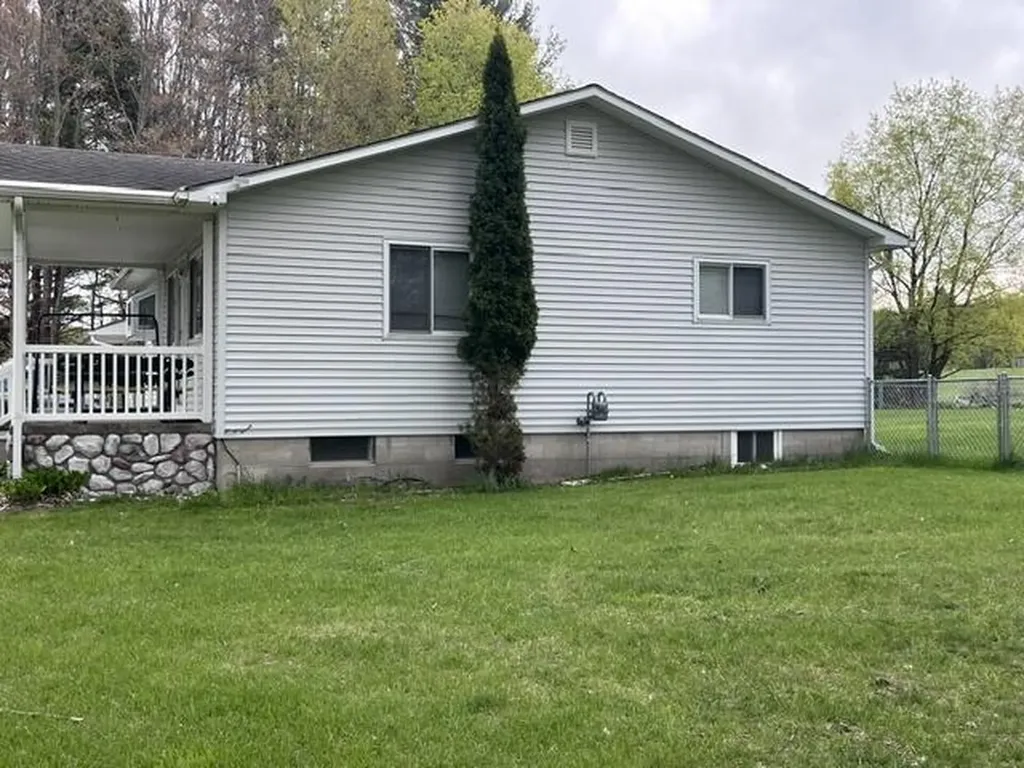 8671 13 Mile Road Bear Lake Township MI 49614
