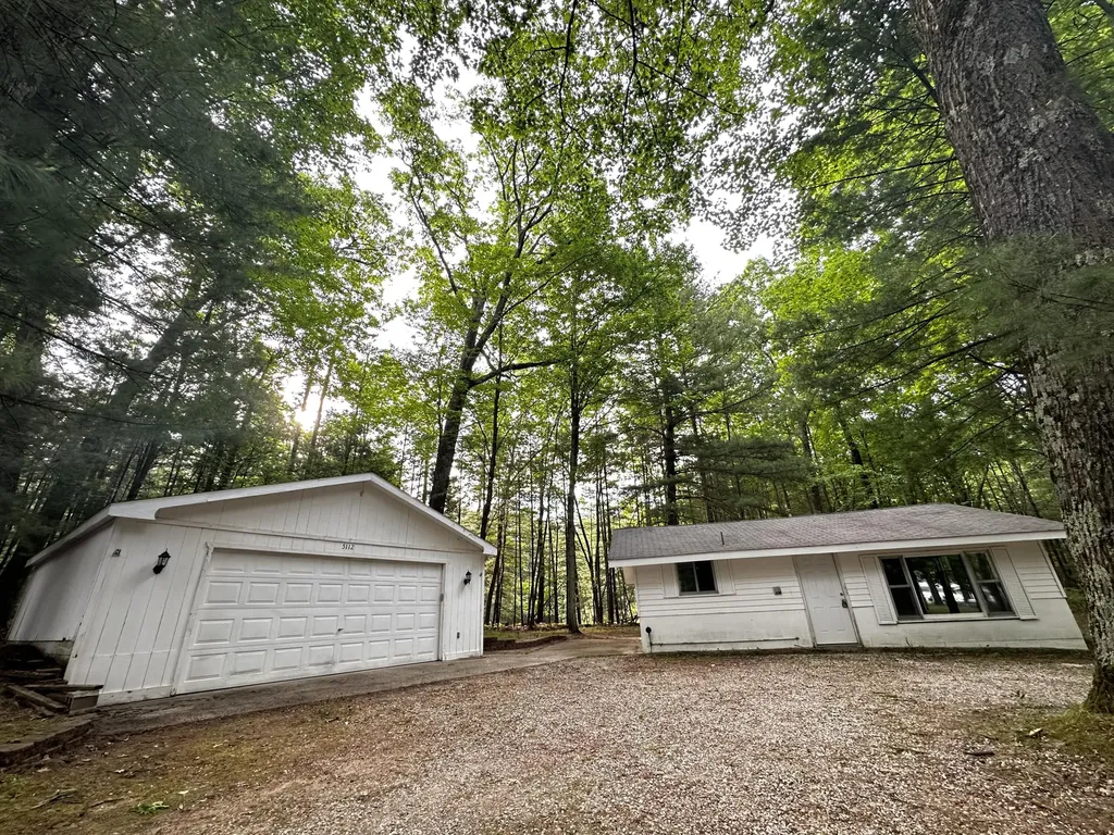 5112 N Red Maple Street Sauble Township MI 49644
