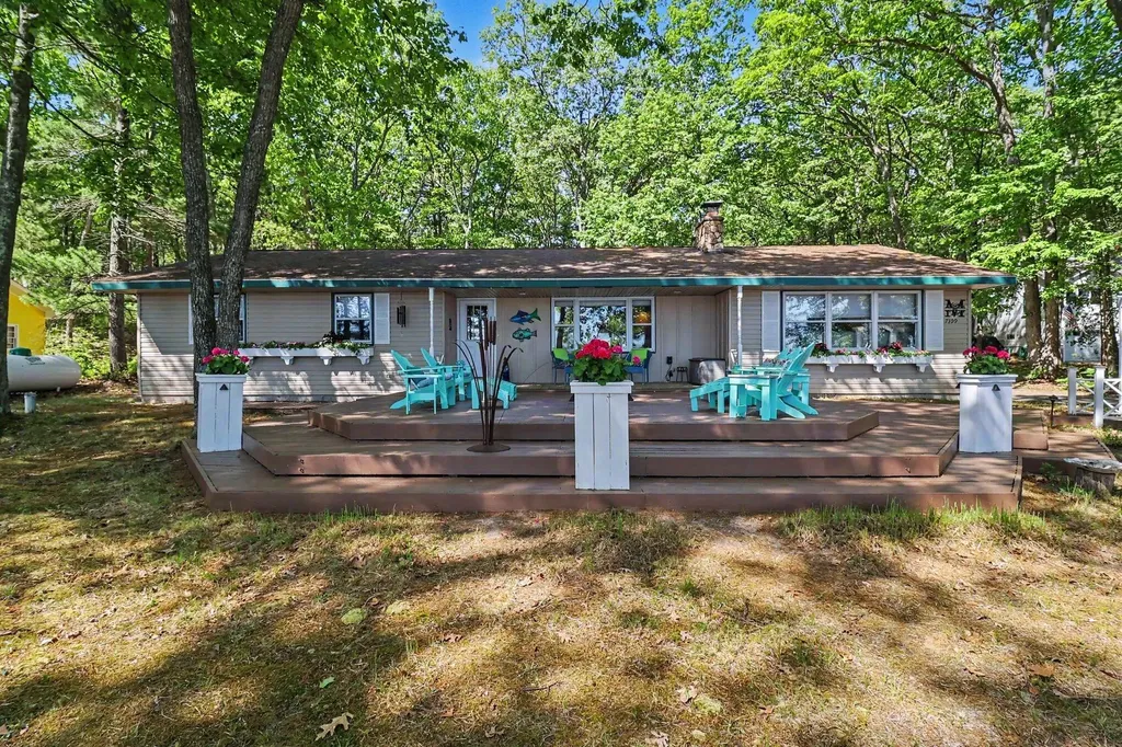 7399 S Lakeshore Drive Summit Township MI 49449
